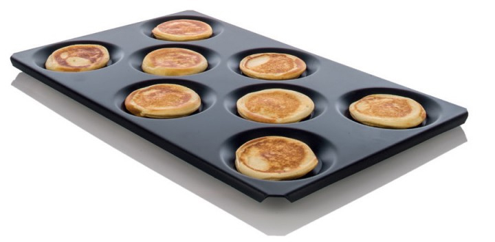 Rational 60.71.157 Multibaker befüllt Pancakes   Rational 60.71.157 Multibaker befüllt Pancakes