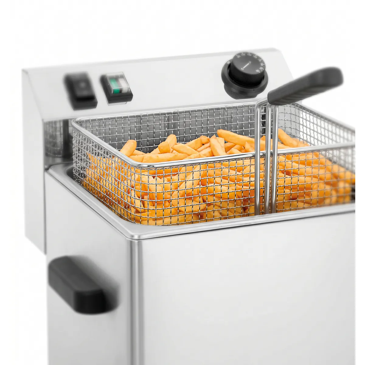 Bartscher 162900 Fritteuse PROFESSIONAL I Nahansicht mit Pommes, Friteuse, Fries, Korb, Fritteuse Korb, Edelstahl