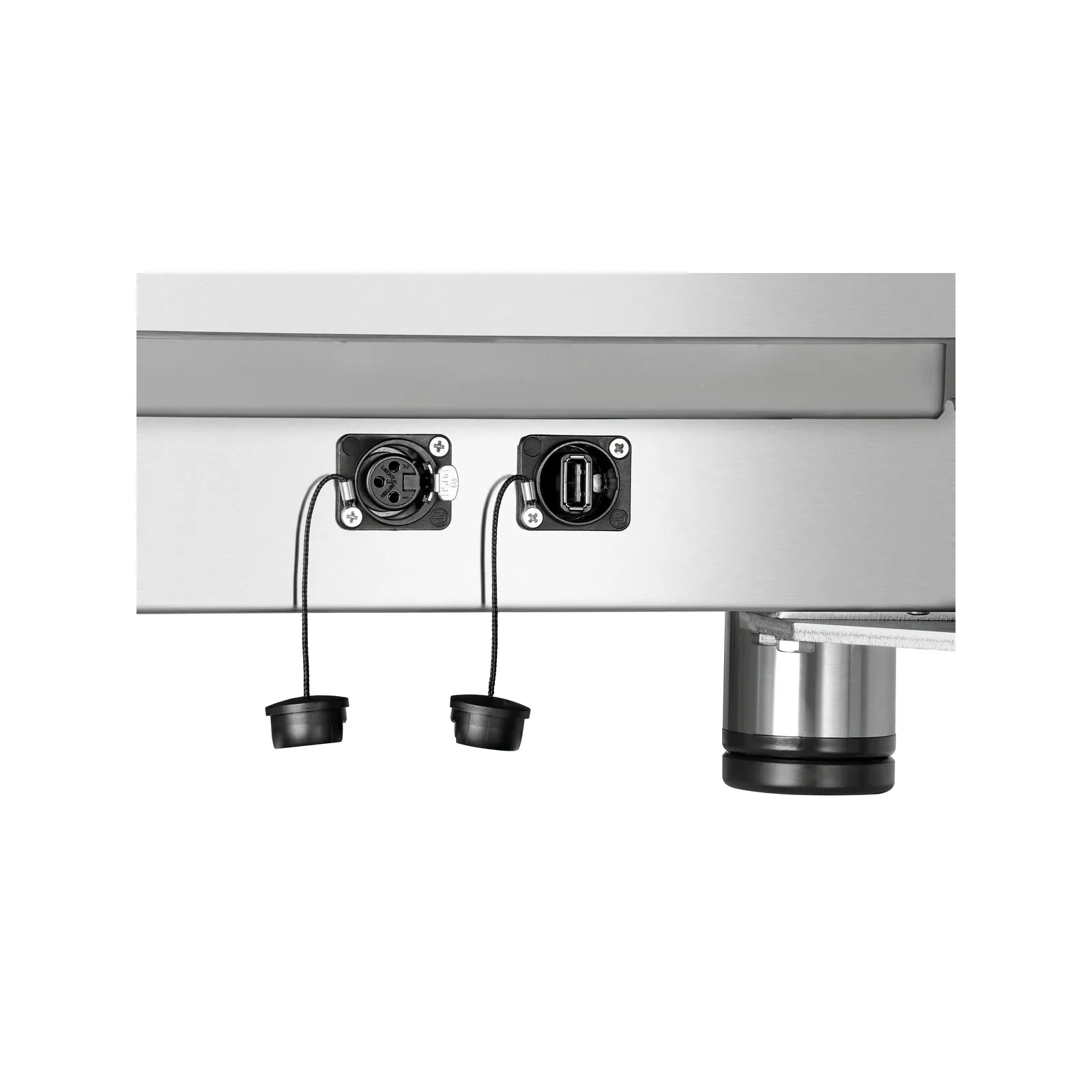 Bartscher 117262 Kombidämpfer Silversteam-K 6110D Nahansicht Anschlüsse, Stromeinzug, Kabelanschluss, USB-Anschluss, Kabelabdeckung, Gehäuseaussparung