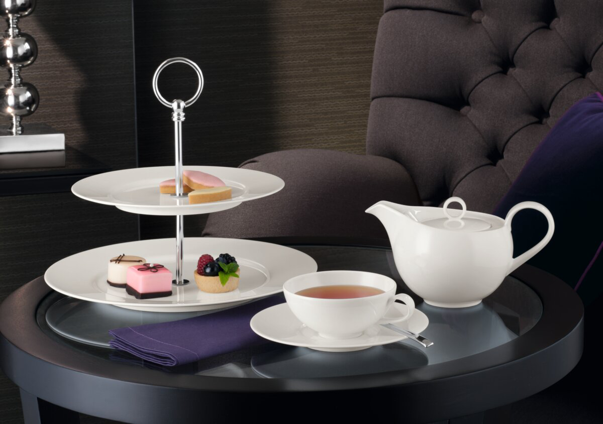 Bauscher Purity Tisch mit Etagere Bauscher Purity Tisch mit Etagere